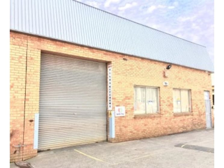 Click to view all images 11/10-16 Sturt Street Smithfield NSW 2164 - Image 3