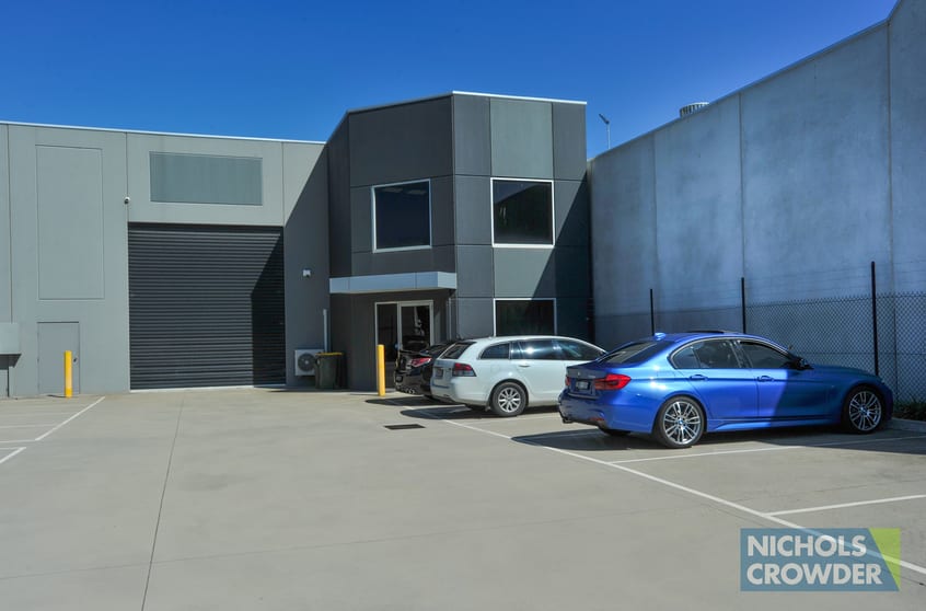 Click to view all images 2/27 Access Way Carrum Downs VIC 3201 - Image 3