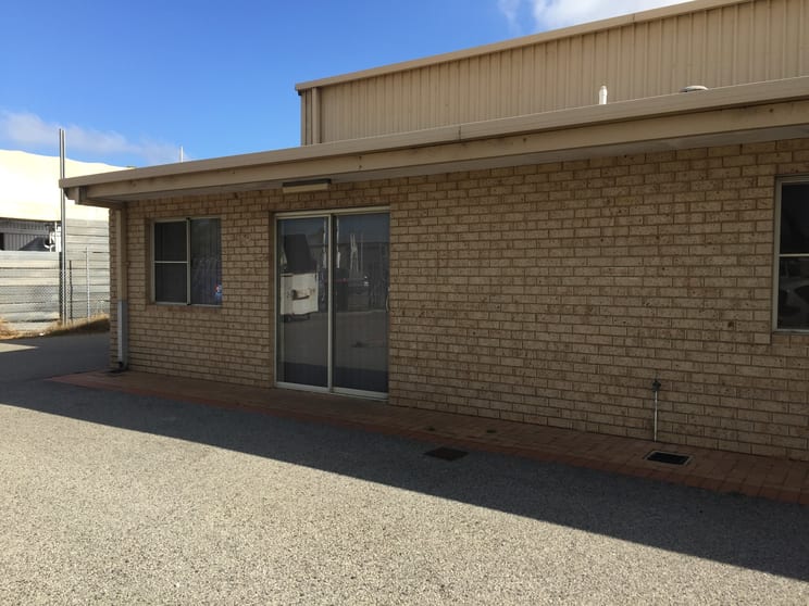 Click to view all images 1/27 Crompton Road Rockingham WA 6168 - Image 1