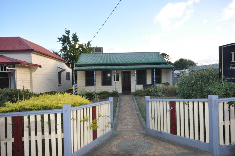 Click to view all images 40 Albert Street Warragul VIC 3820 - Image 1