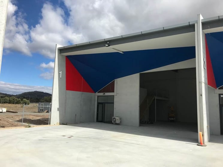 Click to view all images 1/6 Kyeema Place Cambridge TAS 7170 - Image 2