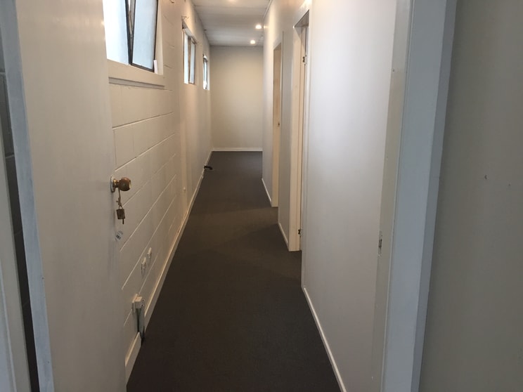 Click to view all images 1353 Princes Highway Heathcote NSW 2233 - Image 2