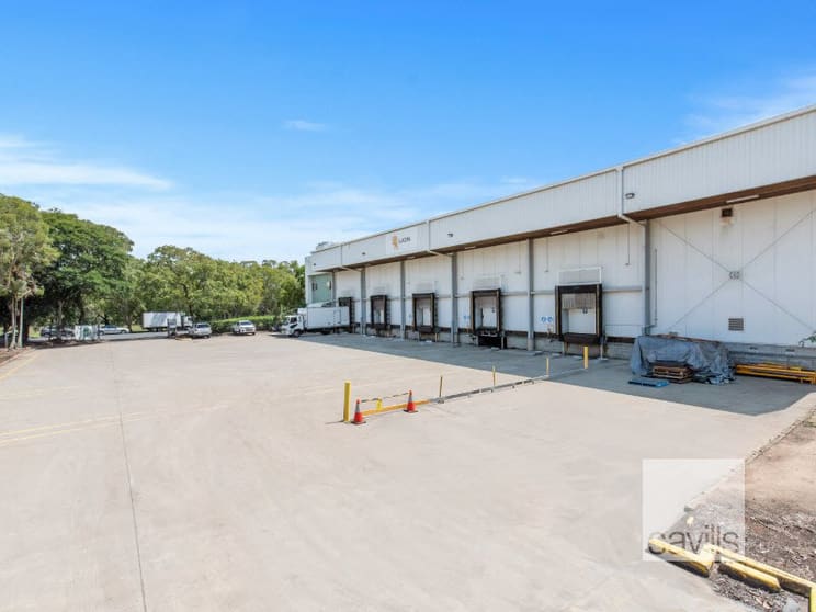 27 Riverside Place Morningside QLD 4170 - Image 1