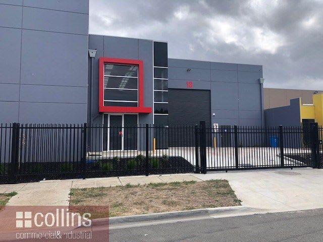 2/18-20 Morialta Road Cranbourne West VIC 3977 - Image 1
