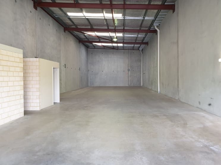 Click to view all images 3/15 Meares Way Canning Vale WA 6155 - Image 2