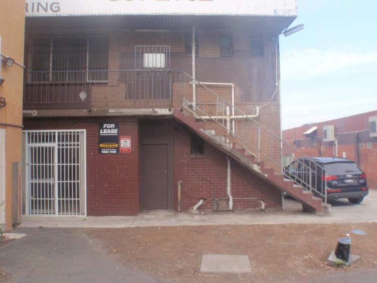 Click to view all images 327E Main Road East St Albans VIC 3021 - Image 1