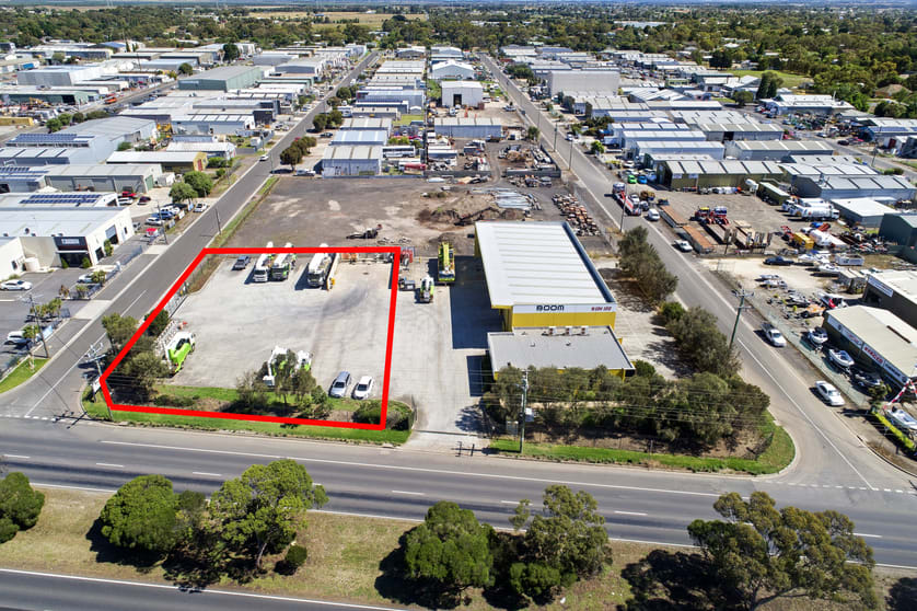 Click to view all images 252A Portarlington Road Moolap VIC 3224 - Image 1