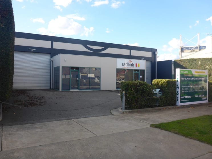 Click to view all images 9 Susan Street Hindmarsh SA 5007 - Image 2