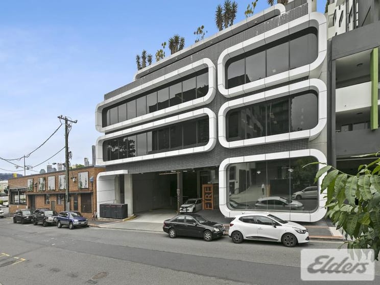 Click to view all images 4 Kyabra St Newstead QLD 4006 - Image 2