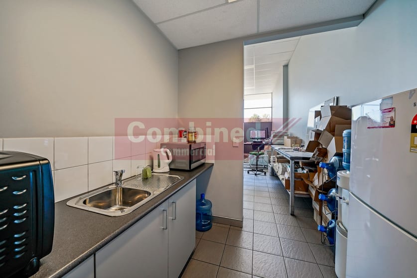 Click to view all images 21/19 Aero Road Ingleburn NSW 2565 - Image 3