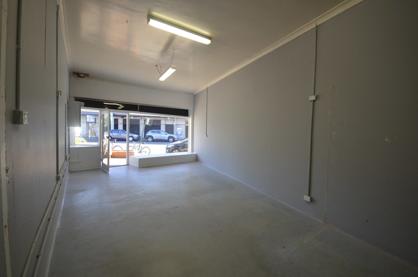 Click to view all images 21 The Boulevard Woy Woy NSW 2256 - Image 3