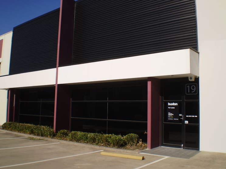 Click to view all images 19/1488 Ferntree Gully Road Knoxfield VIC 3180 - Image 1