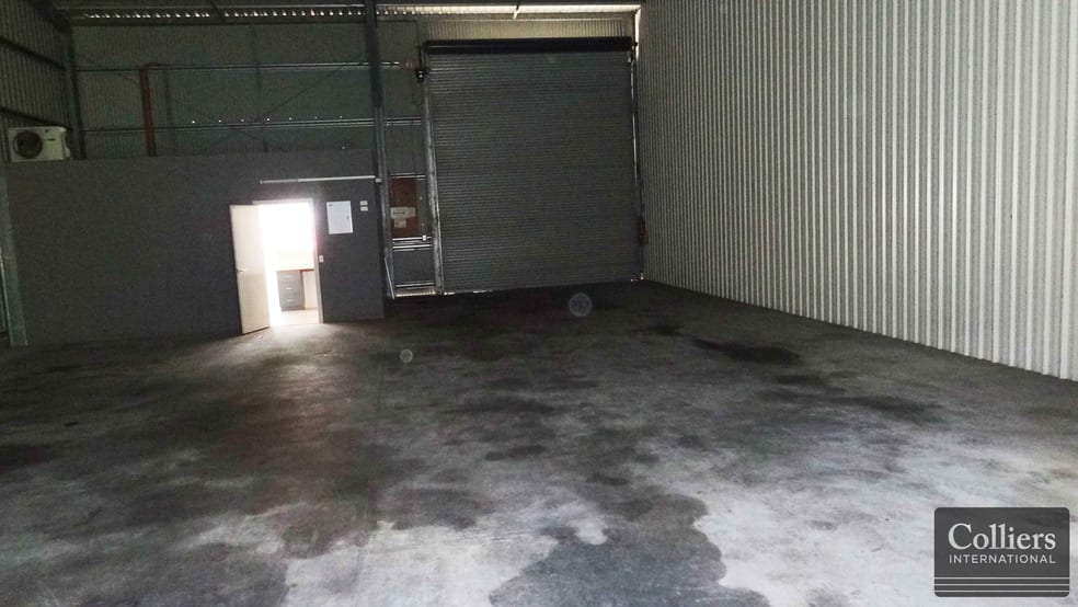 Click to view all images Sheds 4&5 / 61 Hargreaves Street Edmonton QLD 4869 - Image 1
