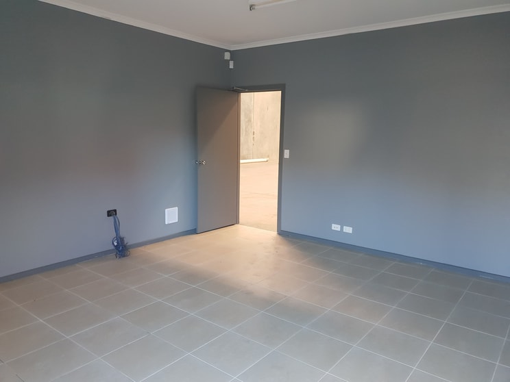 Click to view all images 4/51-53 Westwood Drive Ravenhall VIC 3023 - Image 3
