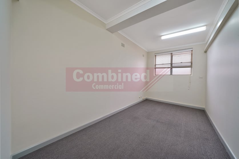 Click to view all images Level 1/168 Argyle Street Camden NSW 2570 - Image 3