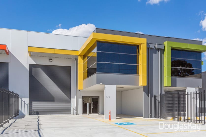 Click to view all images 2/2 Carrington Drive Albion VIC 3020 - Image 1