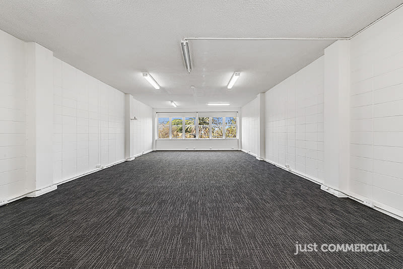 Click to view all images 4/162 Albert Road South Melbourne VIC 3205 - Image 3