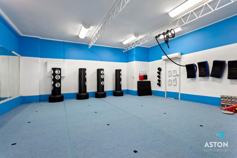 Click to view all images 20-22 Brentford Square Forest Hill VIC 3131 - Image 3