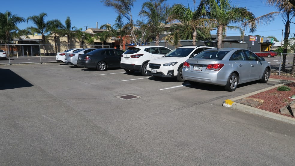 Click to view all images Shop 3/2 Clark Terrace Seaton SA 5023 - Image 3
