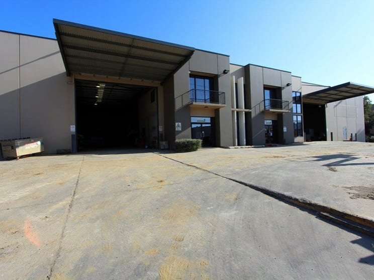 Click to view all images 2 Avalli Road Prestons NSW 2170 - Image 1
