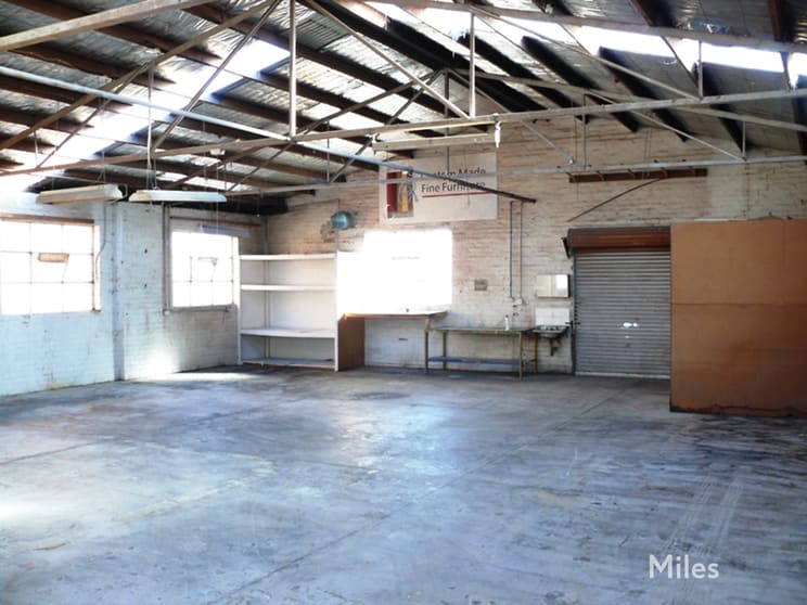 Click to view all images 26A Beatrice Avenue Heidelberg West VIC 3081 - Image 2