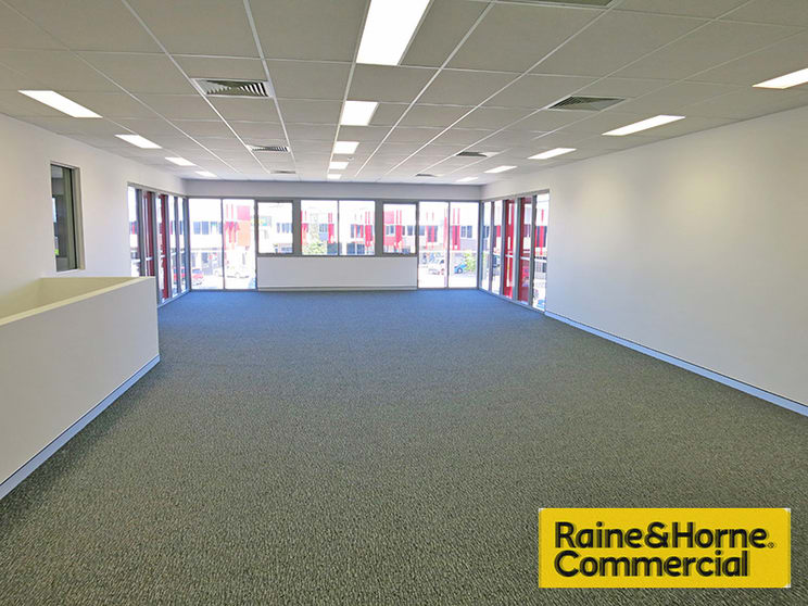 Click to view all images 5/14 Ashtan Place Banyo QLD 4014 - Image 3