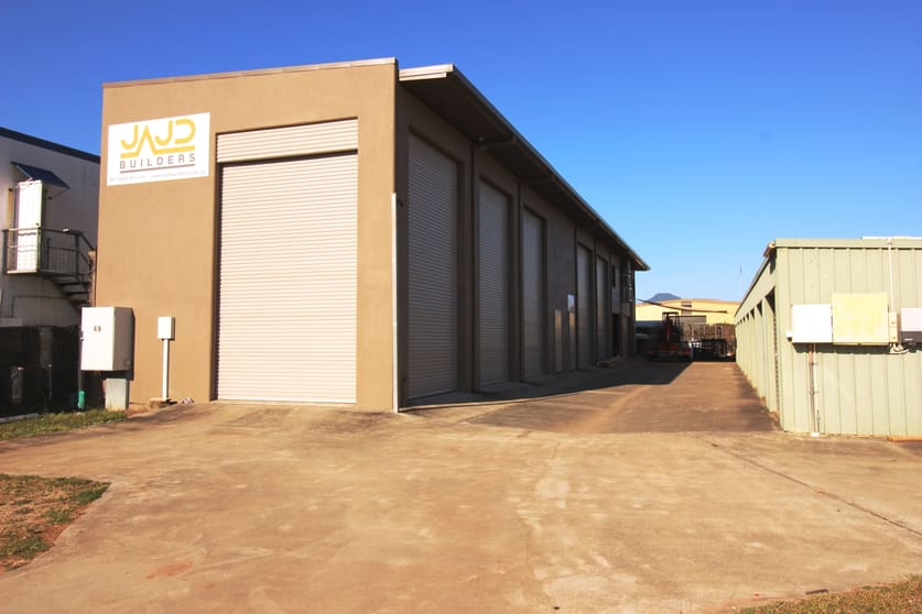 Click to view all images 2/49 Supply Road Bentley Park QLD 4869 - Image 1