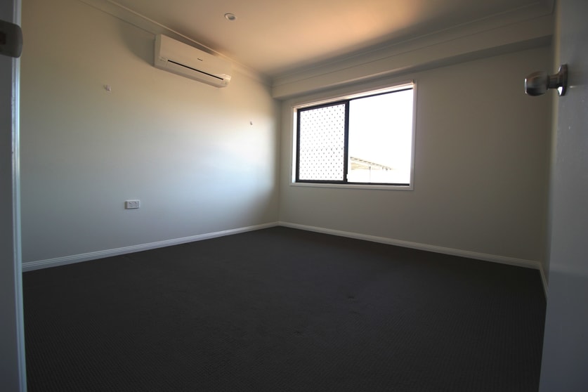Click to view all images 3/49 Supply Road Bentley Park QLD 4869 - Image 3