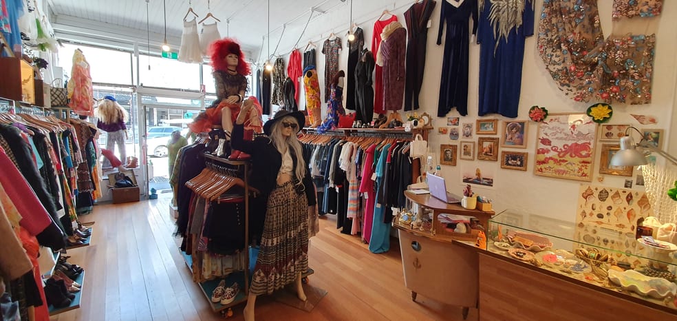 Click to view all images 239 High Street Northcote VIC 3070 - Image 2