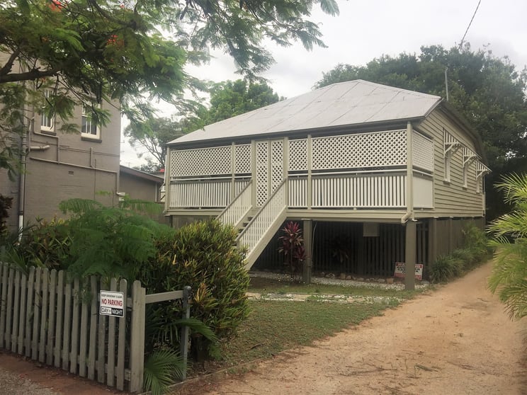 Click to view all images 124 Racecourse Road Ascot QLD 4007 - Image 1