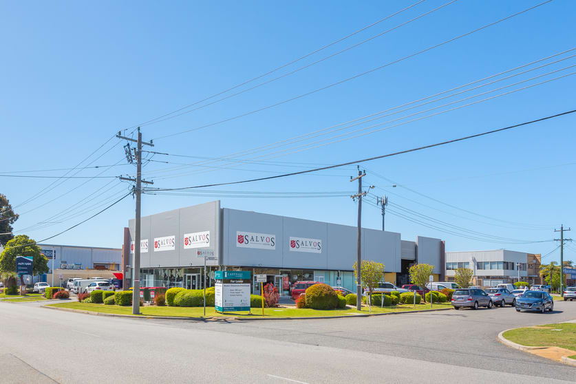 Click to view all images 1 - 3 Hayden Court Myaree WA 6154 - Image 1
