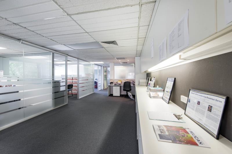 Click to view all images Unit 2, 16 Thesiger Court Deakin ACT 2600 - Image 1