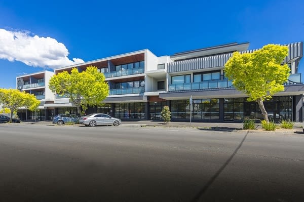 Click to view all images 7 Glass Street Essendon VIC 3040 - Image 1