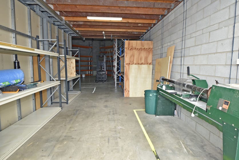 Click to view all images 2/16 Charlton Court Woolner NT 0820 - Image 3