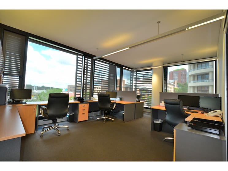 Click to view all images 2.04/55 Miller Street Pyrmont NSW 2009 - Image 2