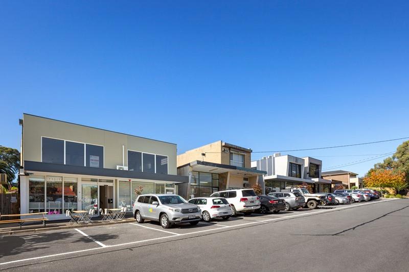 Click to view all images 9 Diana Drive Blackburn North VIC 3130 - Image 2
