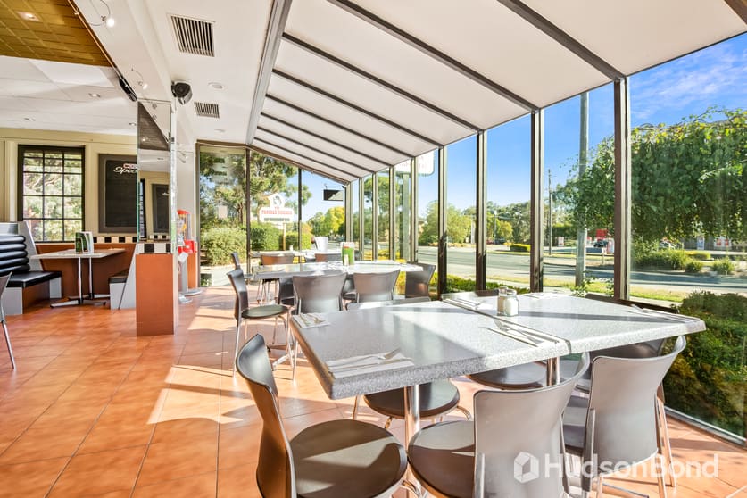 Click to view all images 558 Doncaster Road Doncaster VIC 3108 - Image 3