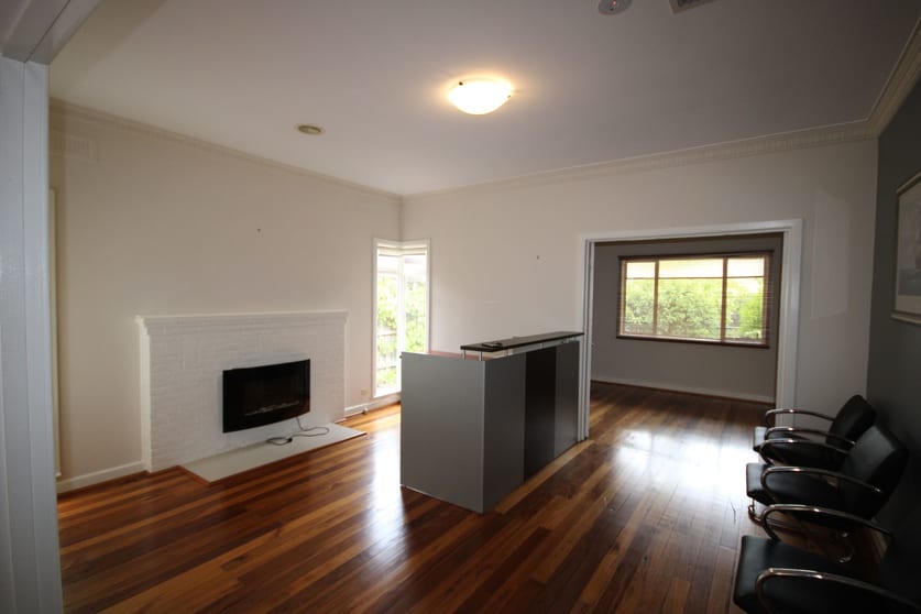 Click to view all images 1276 Nepean Highway Cheltenham VIC 3192 - Image 3