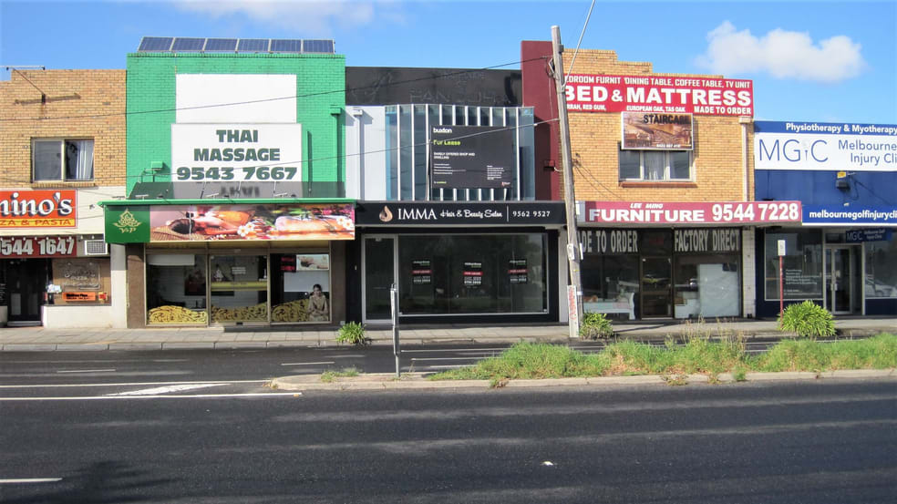 Click to view all images 196 Huntingdale Road Oakleigh East VIC 3166 - Image 1