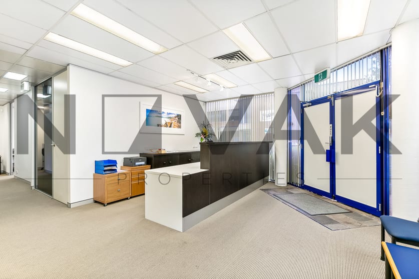 Click to view all images 9A/818 Pittwater Road Dee Why NSW 2099 - Image 3