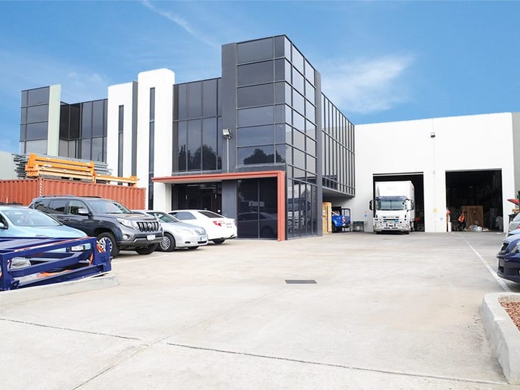 Click to view all images 62 Lillee Crescent Tullamarine VIC 3043 - Image 1