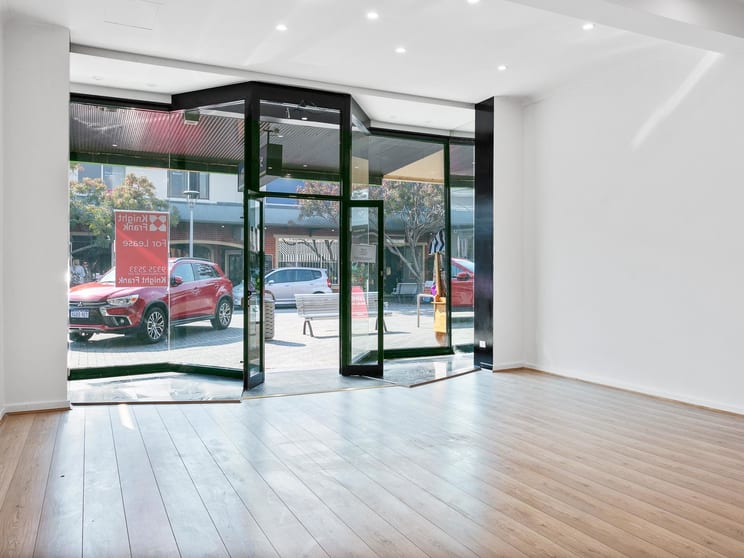 Click to view all images 17 Napoleon Street Cottesloe WA 6011 - Image 3