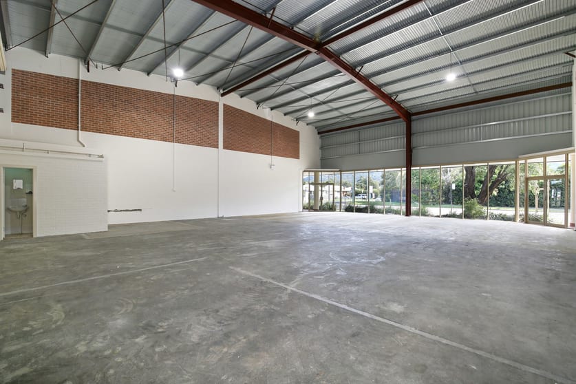 Click to view all images 2/29-35 Princes Highway Unanderra NSW 2526 - Image 3