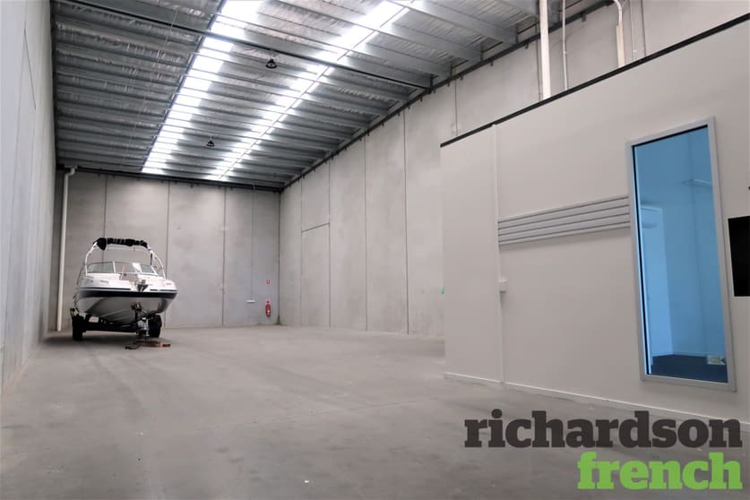 Click to view all images 3/2 Industry Boulevard Carrum Downs VIC 3201 - Image 3