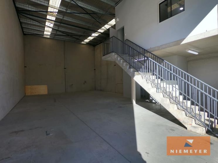 Click to view all images 45 Powers Road Seven Hills NSW 2147 - Image 2