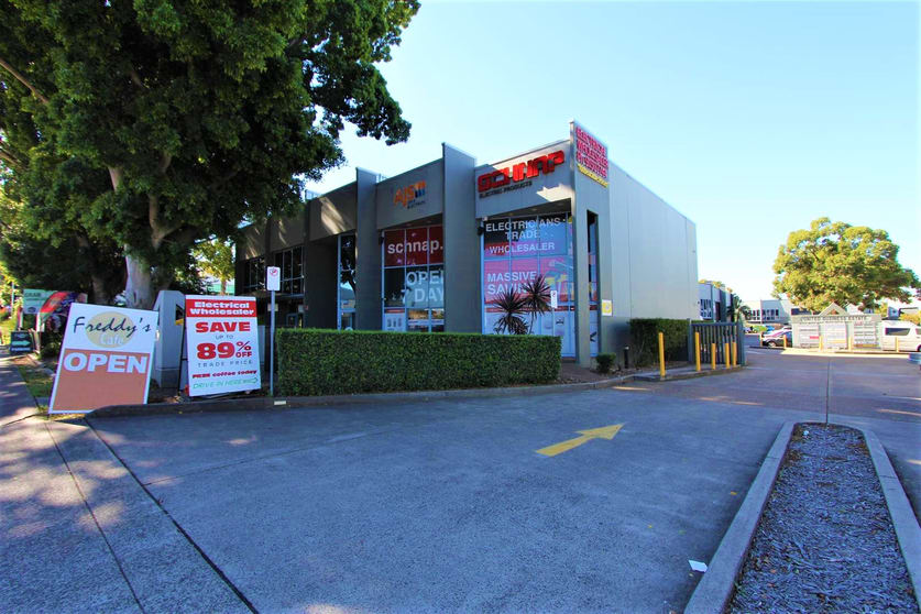 Click to view all images Unit 2/192A Kingsgrove Road Kingsgrove NSW 2208 - Image 1