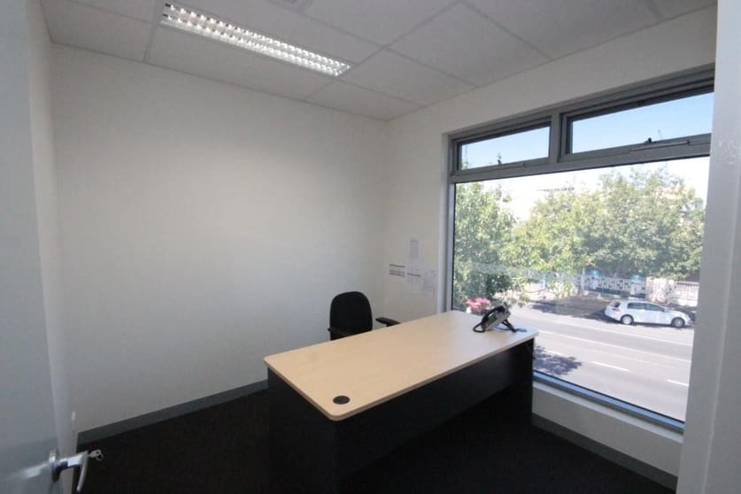 Click to view all images Level 1/114 Yarra Street Geelong VIC 3220 - Image 3