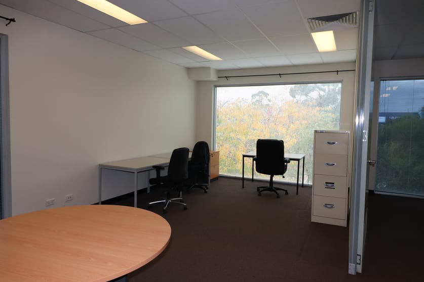 Click to view all images 3C/117 Hall Road Carrum Downs VIC 3201 - Image 3