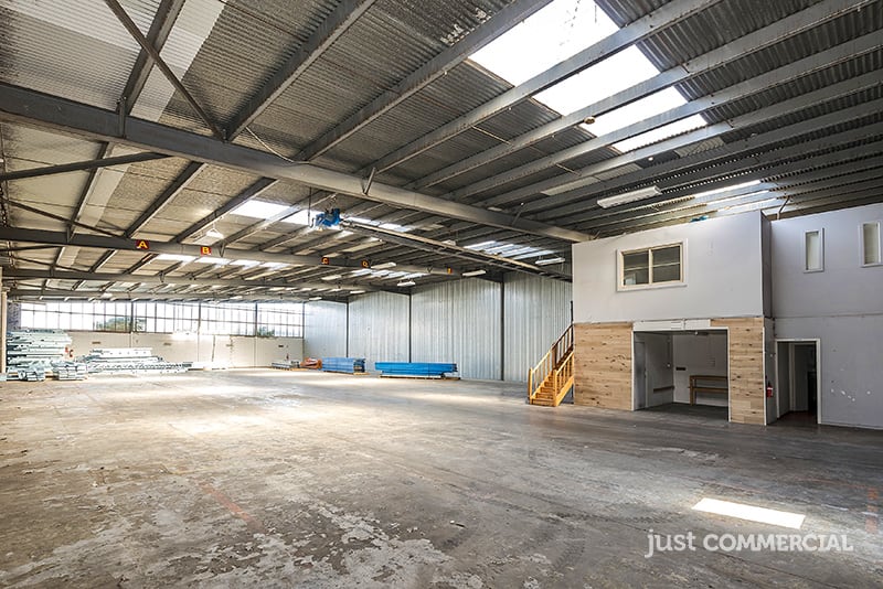 Click to view all images 6 Kylie Place Cheltenham VIC 3192 - Image 3