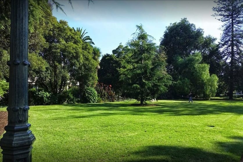 Click to view all images 328 Montague Street Albert Park VIC 3206 - Image 2